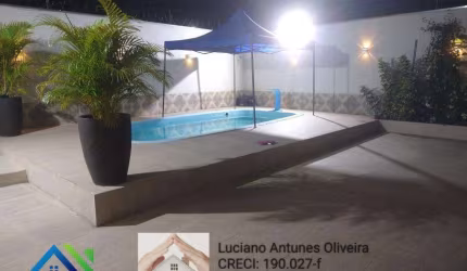Excelente casa na praia c/ 4 quartos e piscina em São Sebastião