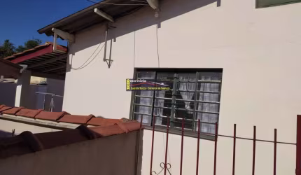 Casa Venda em Valinhos SP, no bairro Jardim Santana, localizado na cidade de Valinhos / SP.