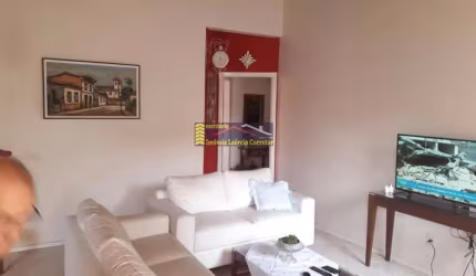 Casa à Venda em Valinhos SP, na região do Shopping Valinhos R$ 750mil (Aceita Financiamento ou Consórcio)