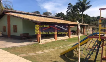 Chácara à Venda em Jundiaí SP, 2500m² área e 600m² construção R$ 1.550.000,00  Estuda Permuta Por Casa Menor Valor