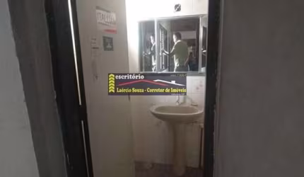 Sala Comercial Locação com 50m², bairro Jardim Santo Antônio, Valinhos/SP  - R$ 2.000,00