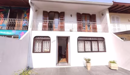 Casa com 3 quartos à venda na Rua Padre Germano Mayer, Hugo Lange, Curitiba, 107 m2 por R$ 650.000