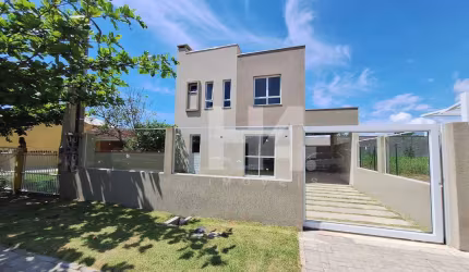 Casa em condomínio fechado com 2 quartos à venda na Avenida Curitiba, Coroados, Guaratuba, 84 m2 por R$ 390.000