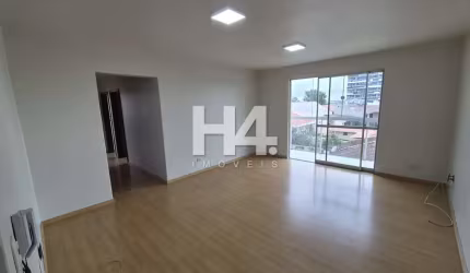 Apartamento com 3 quartos para alugar na Rua General Catão Menna Barreto Monclaro, 755, São Pedro, São José dos Pinhais por R$ 2.600