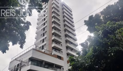 Excelente localização, decorado, mobiliado e estrutura completa.
