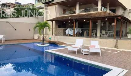 Excelente casa, 5 suítes, piscina e 1000 m² de terreno.