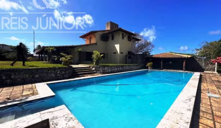 Sítio a 300 m da Estrada do Coco, 3.000 m², casa duplex  e  piscina.