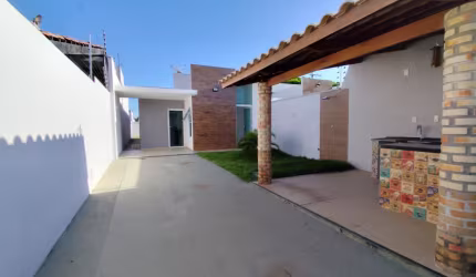 Casa à Venda no Eusébio – Bairro Encantada com 3 Quartos e Área Gourmet