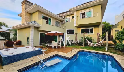 Casa com 4 dormitórios à venda, 608 m² por R$ 5.890.000,00 - Alphaville Graciosa - Pinhais/PR