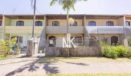 Sobrado com 3 dormitórios à venda, 185 m² por R$ 829.000 - Santa Quitéria - Curitiba/PR