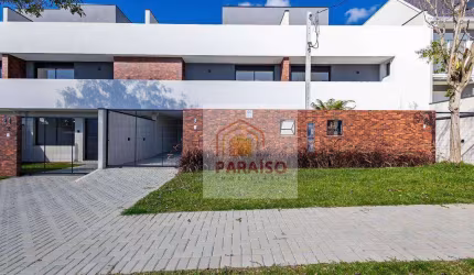 Sobrado com 3 dormitórios à venda, 147 m² por R$ 998.000,00 - Santa Felicidade - Curitiba/PR