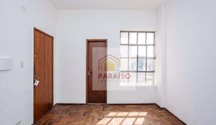 Conjunto para alugar, 18 m² no Centro - Curitiba/PR