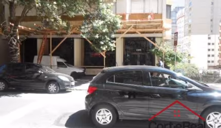 Apartamento com 3 quartos à venda na Rua Duque de Caxias, 1304, Centro Histórico, Porto Alegre por R$ 560.000