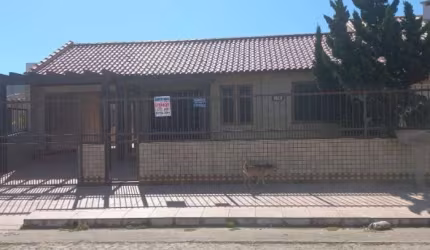 Casa com 4 quartos à venda na Rua Altemar Dutra, 203, Salinas, Cidreira por R$ 320.000