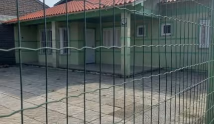 Casa com 4 quartos à venda na Rua Altemar Dutra, 29, Salinas, Cidreira por R$ 269.000