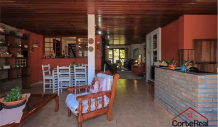 Casa com 3 quartos à venda na Rua Dea Coufal, 1450, Ipanema, Porto Alegre por R$ 799.000