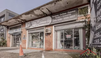 Prédio à venda na Avenida Wenceslau Escobar, 3191, Tristeza, Porto Alegre por R$ 1.099.900