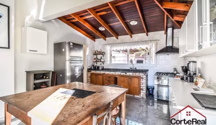 Casa com 3 quartos à venda na Avenida Felipe Weimann, 138, Santa Tereza, Porto Alegre por R$ 540.000
