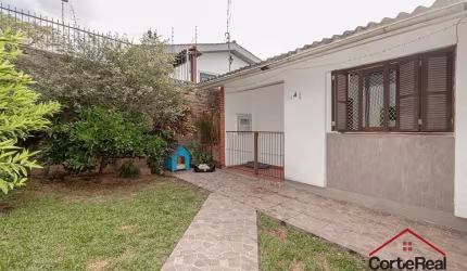 Casa com 3 quartos à venda na Acesso dos Flamboyant, 146, Santa Tereza, Porto Alegre por R$ 425.000