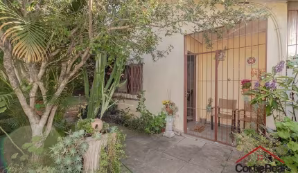 Casa com 4 quartos à venda na Rua Olegário Dias Maciel, 405, Espírito Santo, Porto Alegre por R$ 380.000