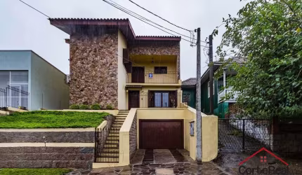 Casa com 3 quartos à venda na Rua Bispo Sardinha, 95, Vila Ipiranga, Porto Alegre por R$ 749.900