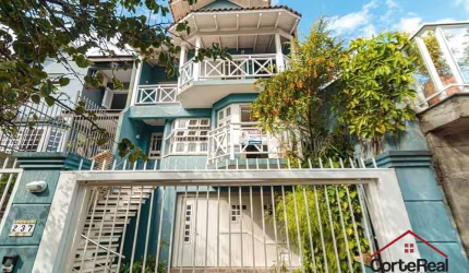 Casa com 4 quartos à venda na Rua João Berutti, 237, Chácara das Pedras, Porto Alegre por R$ 2.498.000