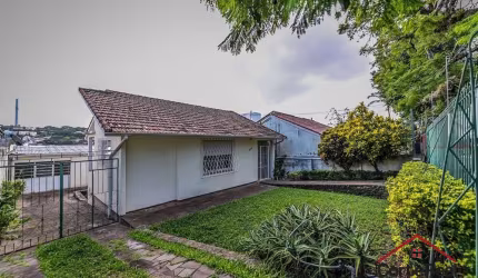 Casa com 3 quartos à venda na Acesso das Rosas, 285, Santa Tereza, Porto Alegre por R$ 410.000