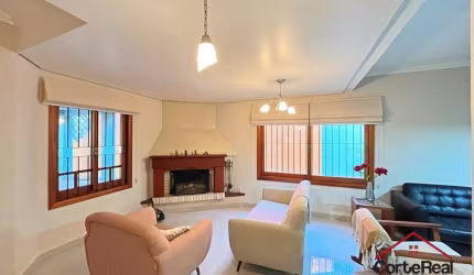 Casa com 3 quartos à venda na Rua Torre de Pedra, 72, Espírito Santo, Porto Alegre por R$ 850.000