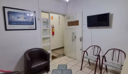 Sala Comercial com divisórias e semimobiliada no Centro em Canoas