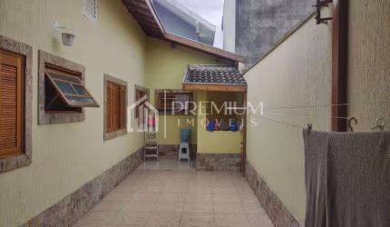 Casa com 3 dormitórios à venda, 90 m² por R$ 640.000,00 - Villa Branca - Jacareí/SP