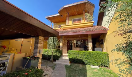 Sobrado com 3 dormitórios à venda, 220 m² por R$ 1.600.000,00 - Urbanova - São José dos Campos/SP