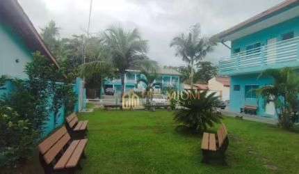 Chales a venda na praia Legoinha Ubatuba SP