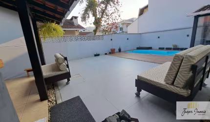 Casa com excelente  Padrão em Pirabeiraba (Pirabeiraba), Joinville/SC