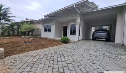 Casa térrea a venda em Pirabeiraba, Joinville/SC