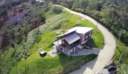 Casa de campo em Santo Amaro da Imperatriz, 3 quartos - Mobiliada (200m2)