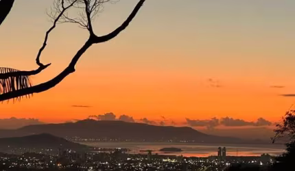 sítio na Palhoça vista mar