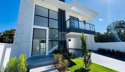 Casa com 4 dormitórios com 190m² alto padrão - São José