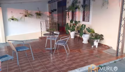 Casa a venda com 3 quartos no Parque Industrial - SJC