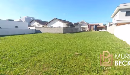 Terreno plano para venda com 300m2 no Condomínio Terras do Vale