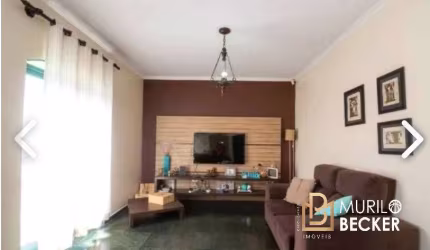 Casa com 4 quartos, sendo 2 suítes, a venda, 244 metros - CENTRO