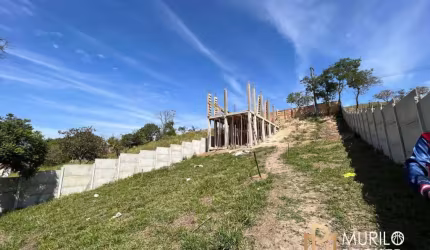 Terreno para venda com 700m2 no Bairro Pousada do Vale