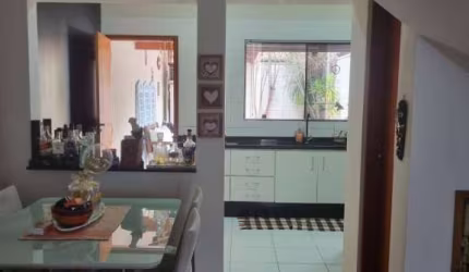 Casa em Condomínio, 2  quartos sendo Suítes - 158m² Jacareí /SP
