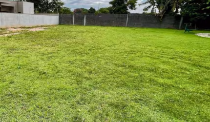 Terreno Plano à venda, 555 m² - Condomínio no Bairro Urbanova