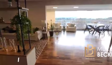 Apartamento com 3 suítes no Bairro Jardim Esplanada