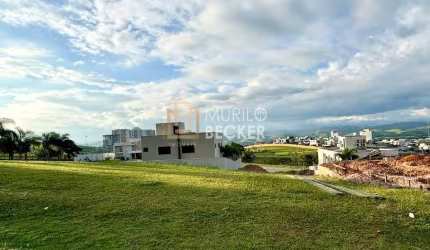 Terreno 485m² no Condomínio Alphaville I