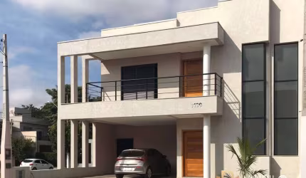 Casa em Condomínio - Campos do Conde Versailles - Taubaté