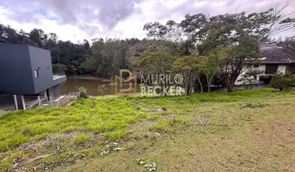 Terreno de 1000m² no Cond. Recanto Santa Bárbara em Jambeiro