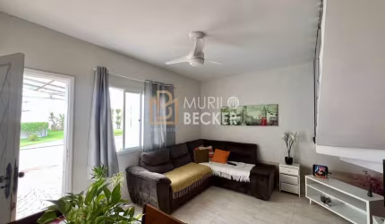 Casa à venda - 2 quartos - Condomínio - Jardim Califórnia em Jacareí