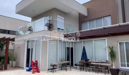Casa à venda - Jardim do Golfe III com 591m² AT - 433m²