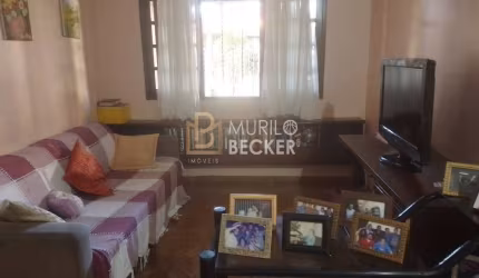 CASA 260m²  03 QUARTOS À VENDA - COM EDÍCULA - VISTA VERDE